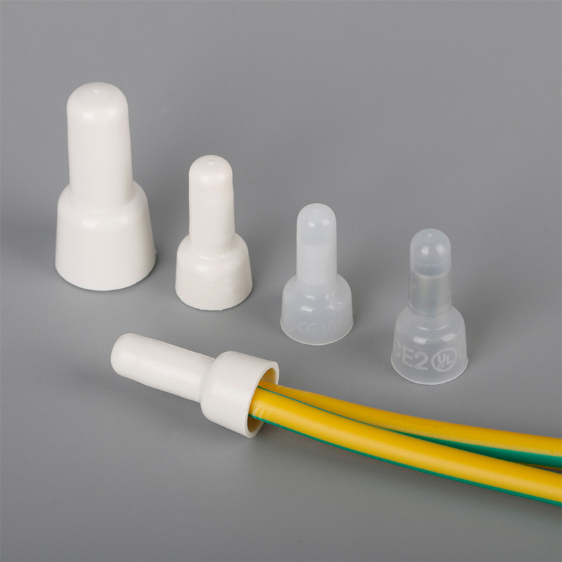 关闭端压接连接器