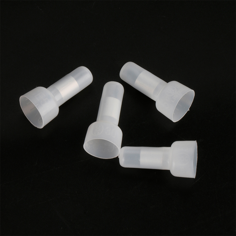 关闭端压接连接器